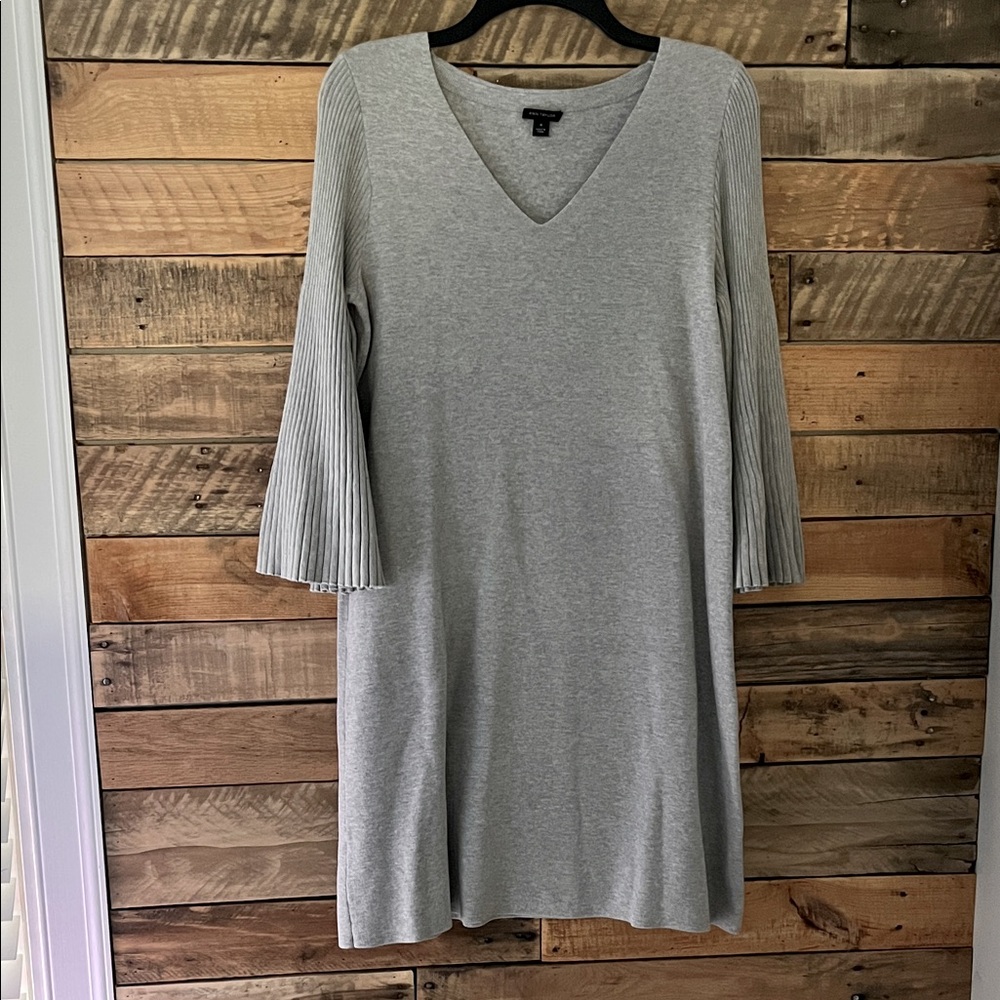 Ann Taylor Light Gray V-Neck Sweater Dress with Pleated Flared Sleeves